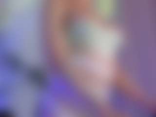 ehily-ts's Live Sex Cam Show