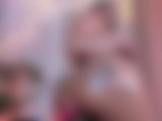 ehily-ts's Live Sex Cam Show