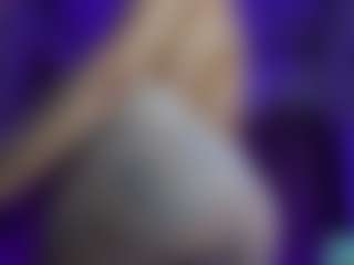 ehily-ts's Live Sex Cam Show