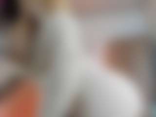 ehily-ts's Live Sex Cam Show