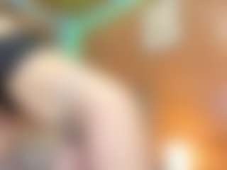 Live cam show with candie26 - Body Massage on Sweet Sext
