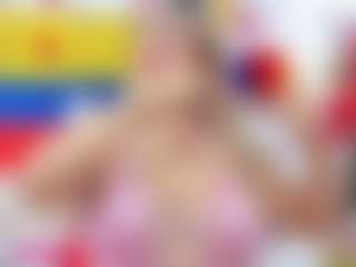 Live cam show with Celeste Lincon - Granny Blonde Hair on Latina Girls