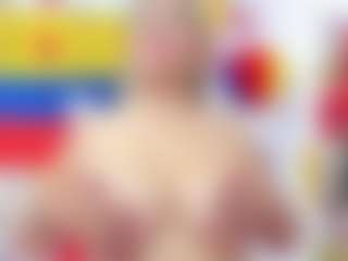 Live cam show with Celeste Lincon - Granny Blonde Hair on anonymated.com