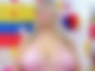 Live cam show with Celeste Lincon - Granny Blonde Hair on 1on1-livenow