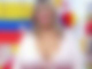Live cam show with Celeste Lincon - Sensual on intimatelivegirls.com