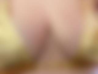 Live cam show with Celeste Lincon - Double Penetration on studioflirtlive.com