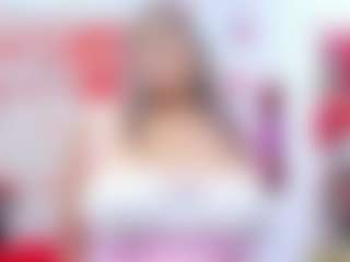 Live cam show with Celeste Lincon - Latina Mature on Livezox | colombia