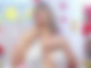 Live cam show with Celeste Lincon - Striptease Granny on madthumbs