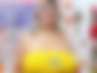 Live cam show with Celeste Lincon - Granny Blonde Hair on livesuperchat.net