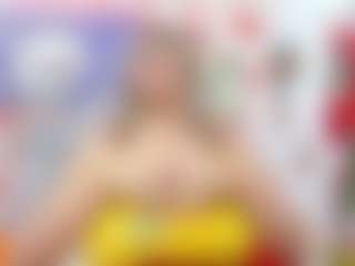 Live cam show with Celeste Lincon - Granny Blonde Hair on CamClone
