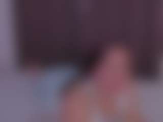 Live cam show with missanny - Petite on AdultVida.com
