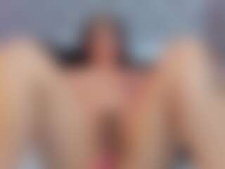 karolinaevans's Live Sex Cam Show