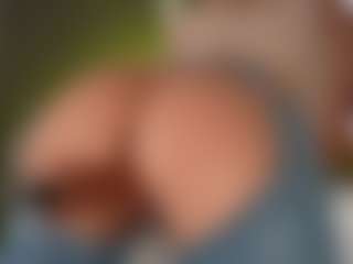 Live cam show with PerfecttWet - Average on liverealitysex.com