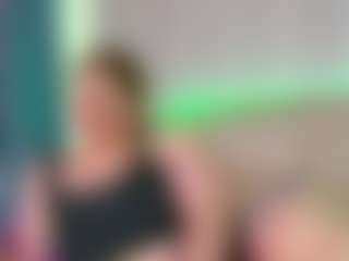 Live cam show with Ruby - Thick on SpunkLive