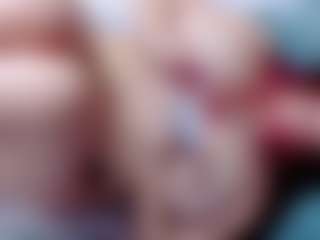Live cam show with annejulienne - Asian MILF on Camiplay Live