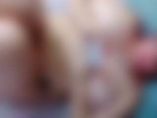 annejulienne's Live Sex Cam Show