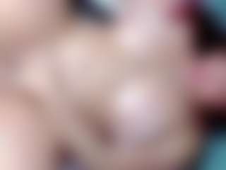 Live cam show with annejulienne - Asian MILF on Fling VIP Chat