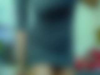 Live cam show with Evangeline2604 - Black MILF on studioflirtlive.com