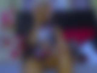 Live cam show with Evangeline2604 - Brown Eyes Black on MyBangCams