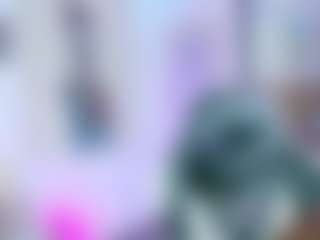 Live cam show with KAROL-SCOTT - Ebony Teen (18+) on SxyPornLive