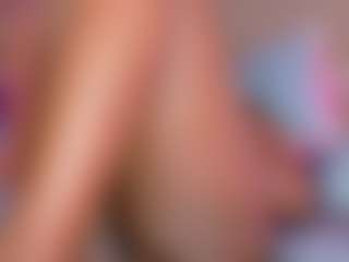 Live cam show with KAROL-SCOTT - Ebony Big Tits on Camsoda
