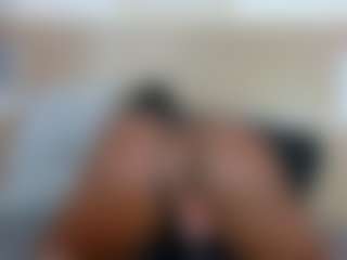 Live cam show with KAROL-SCOTT - Colombia on Big Tits