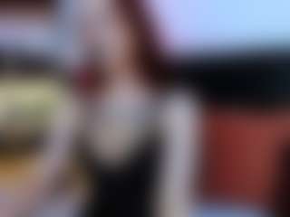 Live cam show with PollyKiss - Teasing on SquirtSoMuch