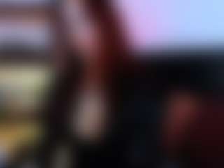 Live cam show with PollyKiss - Teasing on Milfs Live