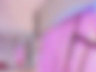 Live cam show with Anny Run - Public Black on livesuperchat.net