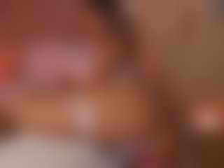 Live cam show with Catalina Evans - Blonde Hair Dildo on Ass Tok