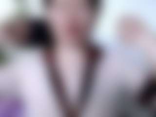 Akiramm MILF webcam performer live streaming