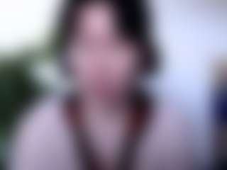 Akiramm MILF webcam performer live streaming