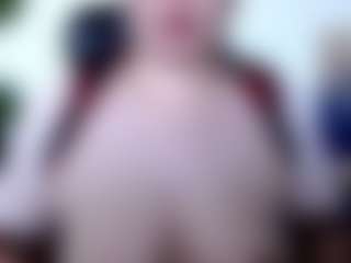 Akiramm MILF webcam performer live streaming