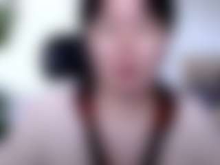 Akiramm MILF webcam performer live streaming
