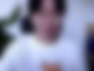 Akiramm MILF webcam performer live streaming