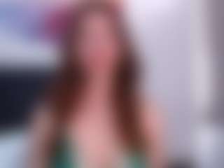Danielacams-love MILF webcam performer live streaming