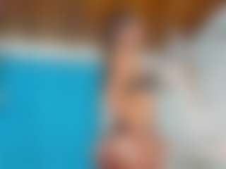 Live cam show with emilhornett - Teen (18+) on Camsoda
