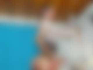 emilhornett's Live Sex Cam Show