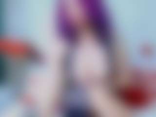 Live cam show with DarinaLovelyy - Wife on StripNow