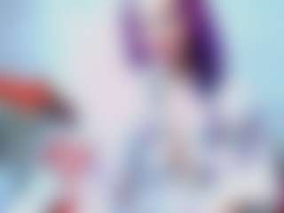 Live cam show with DarinaLovelyy - Housewife on CamwithHer