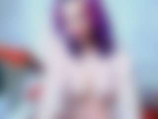 Live cam show with DarinaLovelyy - Average on TastyBlacksLive