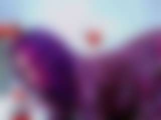 DarinaLovelyy MILF webcam performer live streaming