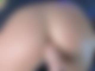 Cam Show en direct de LoLaHotWet