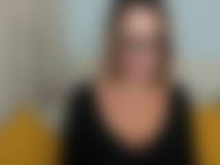 MollyGold's Live Sex Cam Show