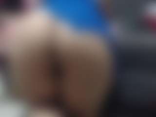 Live cam show with Viioletta19 - Average on AdultVida.com