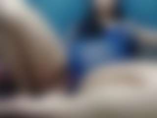 Live cam show with Viioletta19 - Glasses on Hubzter Live