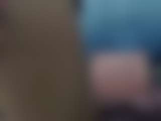 Live cam show with Viioletta19 - Flashing on Hubzter Live