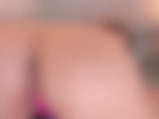 sara-bonneth's Live Sex Cam Show