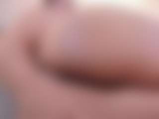 sara-bonneth's Live Sex Cam Show