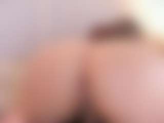 sara-bonneth's Live Sex Cam Show